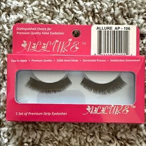 Allure Luxurious Black Eyelashes
